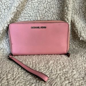 Michael Kors wallet clutch with wrist attachment